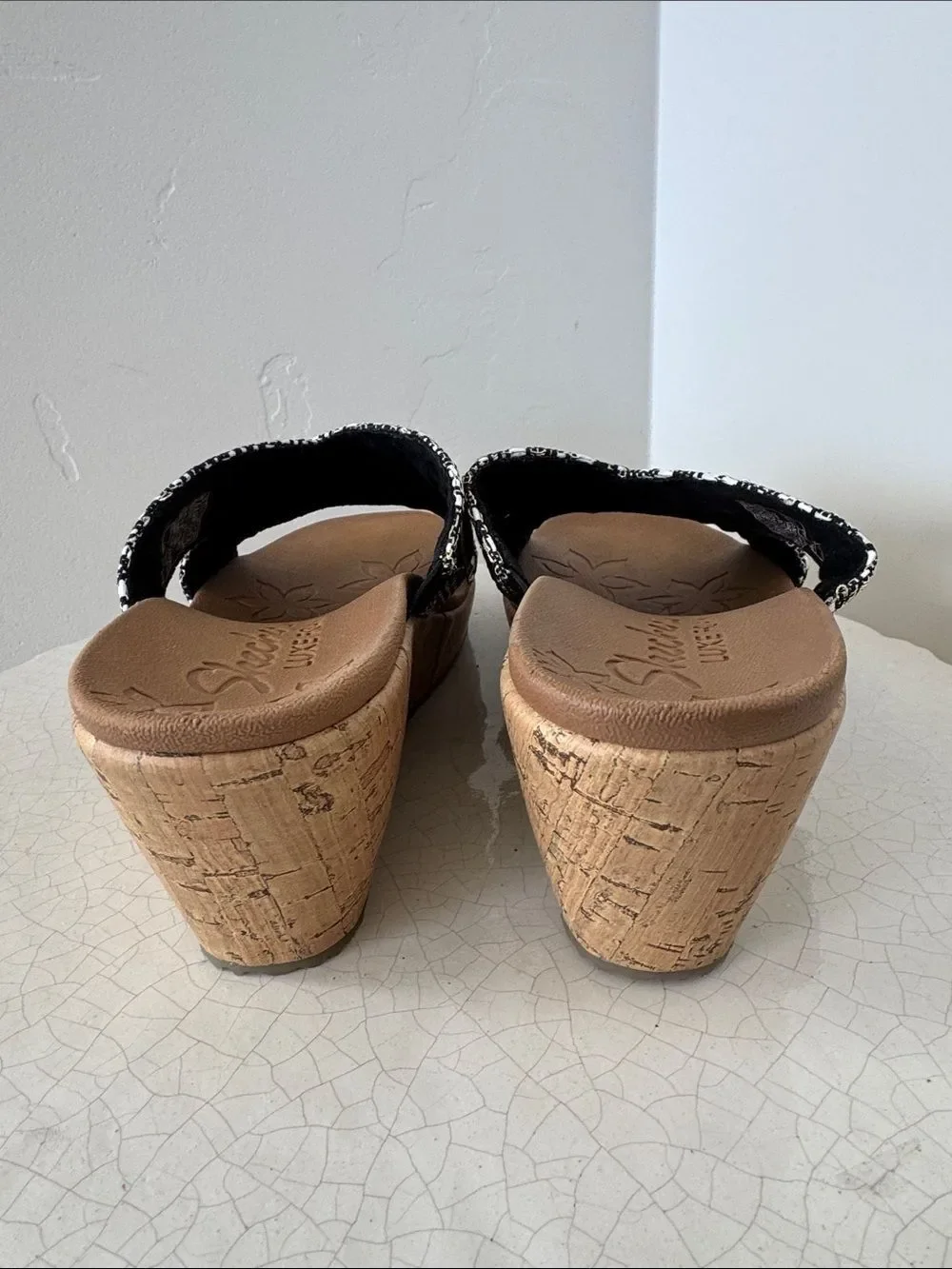 Skechers Black & White Textile Woven Cork Wedge Slides Slip-On Shoes Size 7.5